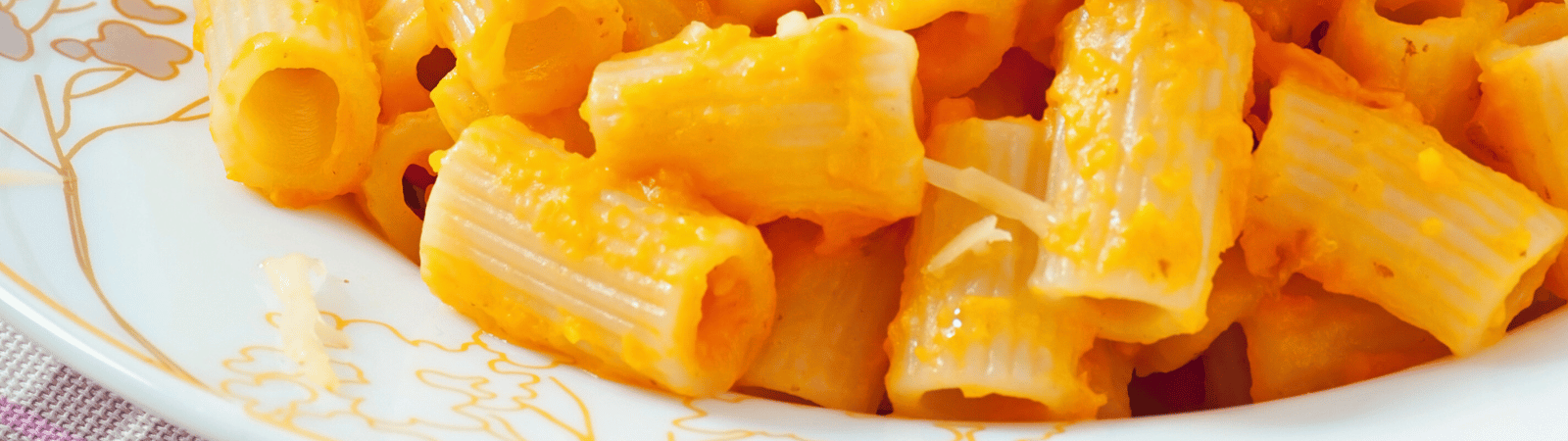 Ricetta Cremosa: Rigatoni di Timilia Bio con Zucca, Noci e Ricotta Salata
