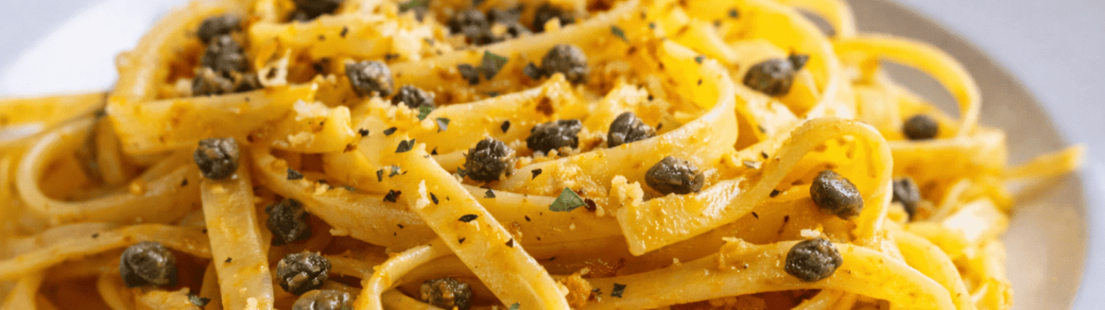 Linguine ai Capperi di Salina: Ricetta Semplice e Gustosa