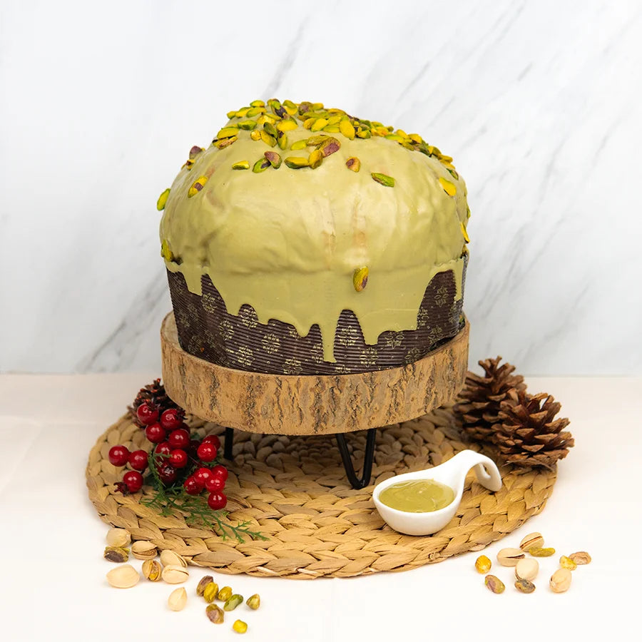 Handwerklicher Pistazien-Panettone