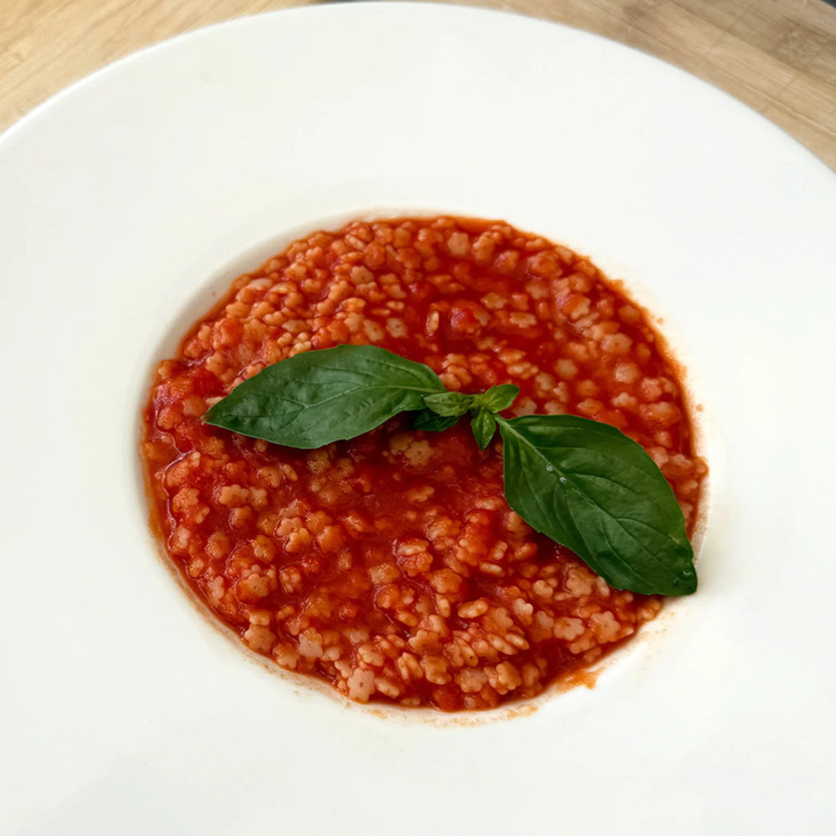 stellina di semola con salsa di pomodoro