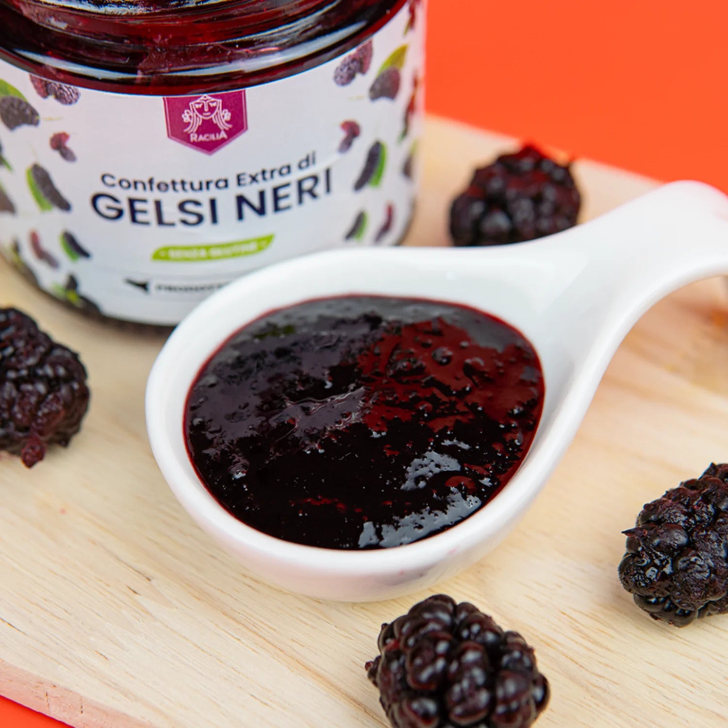 confettura extra di gelsi neri in dettaglio