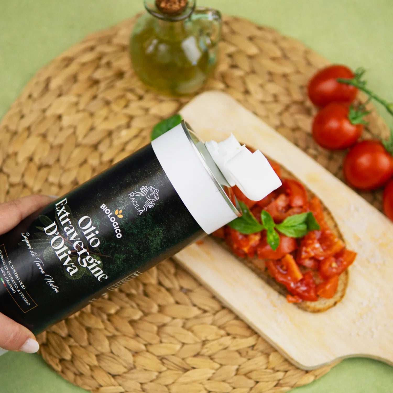 olio extravergine d'oliva tappo dosatore 