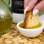 olio extravergine d'oliva con fetta di pane