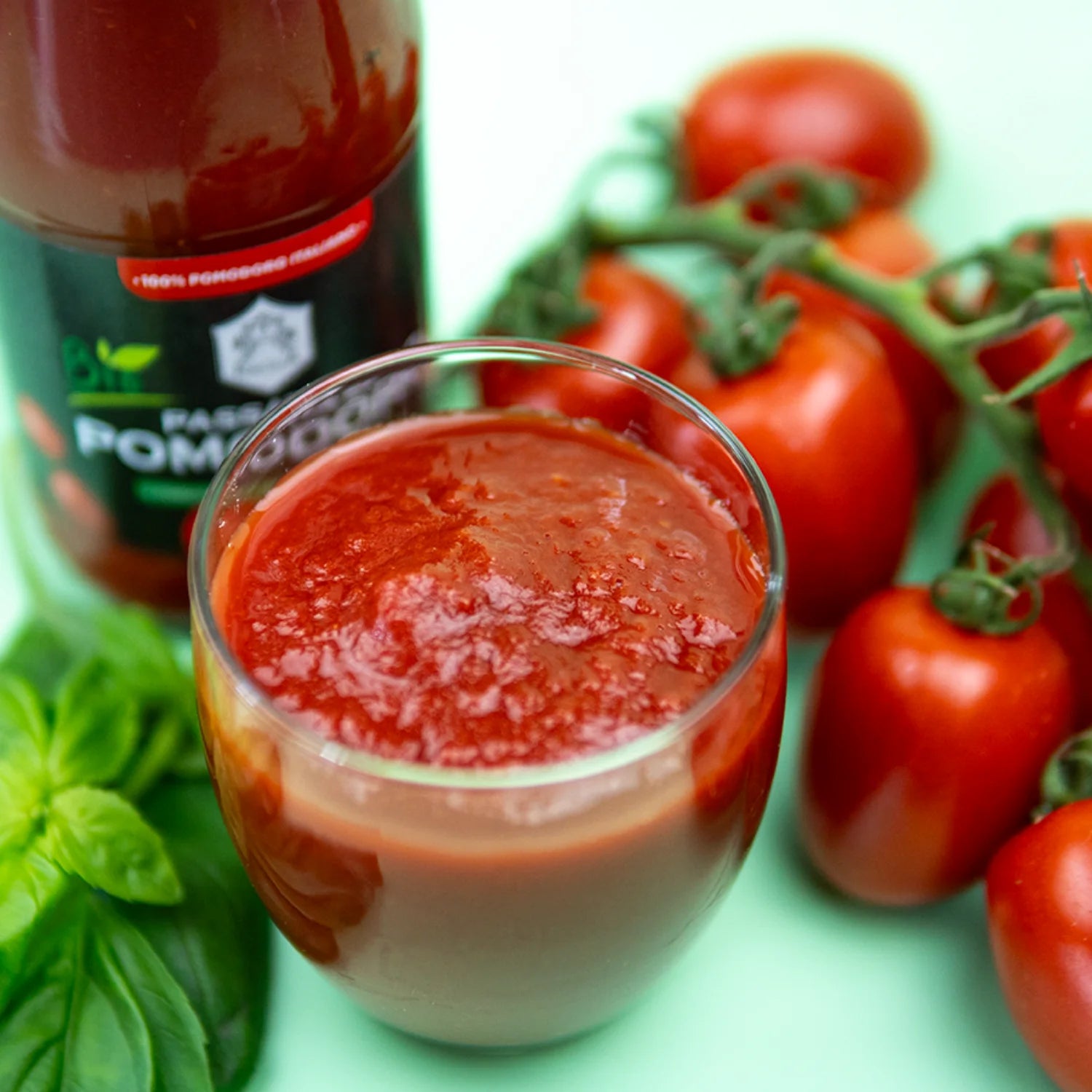 dettaglio su polpa di passata di pomodoro