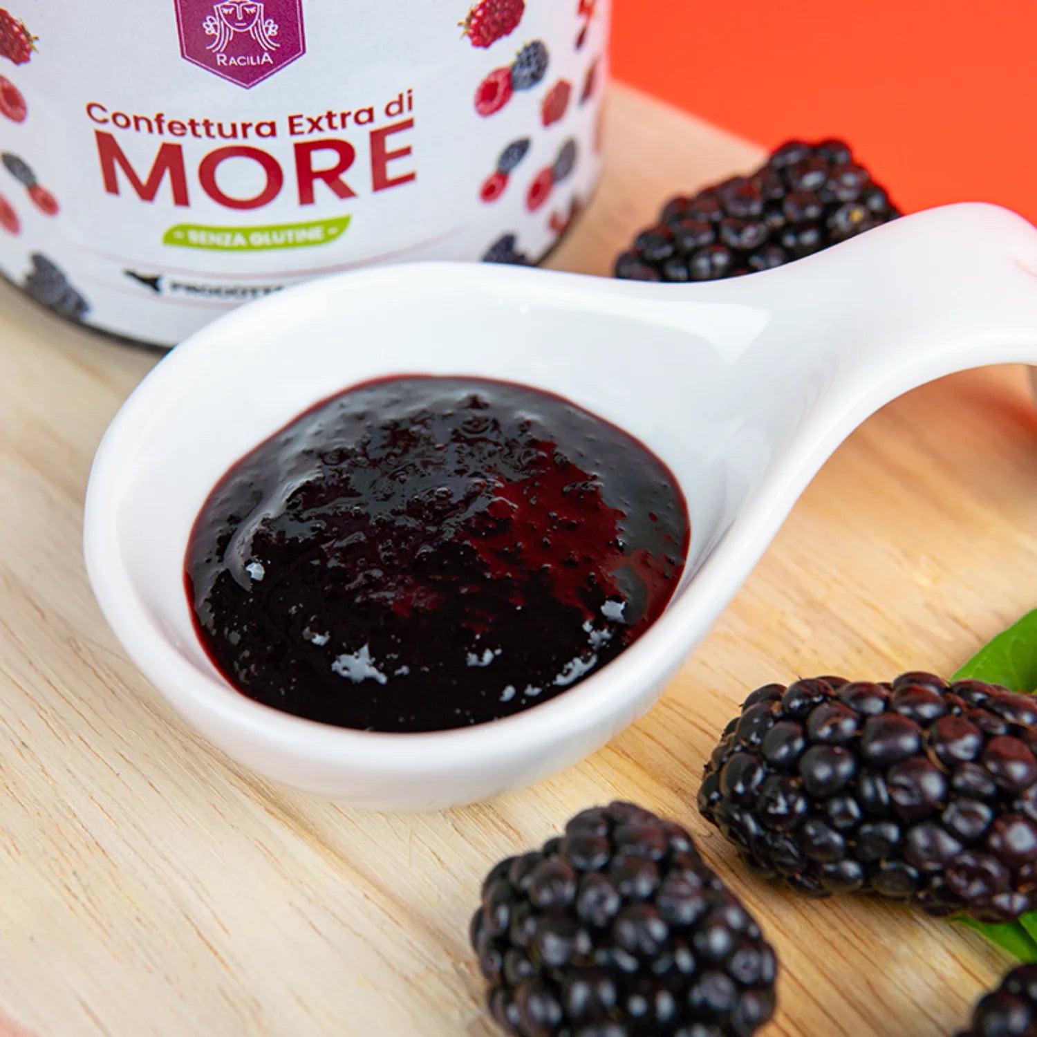 confettura extra di more in dettaglio